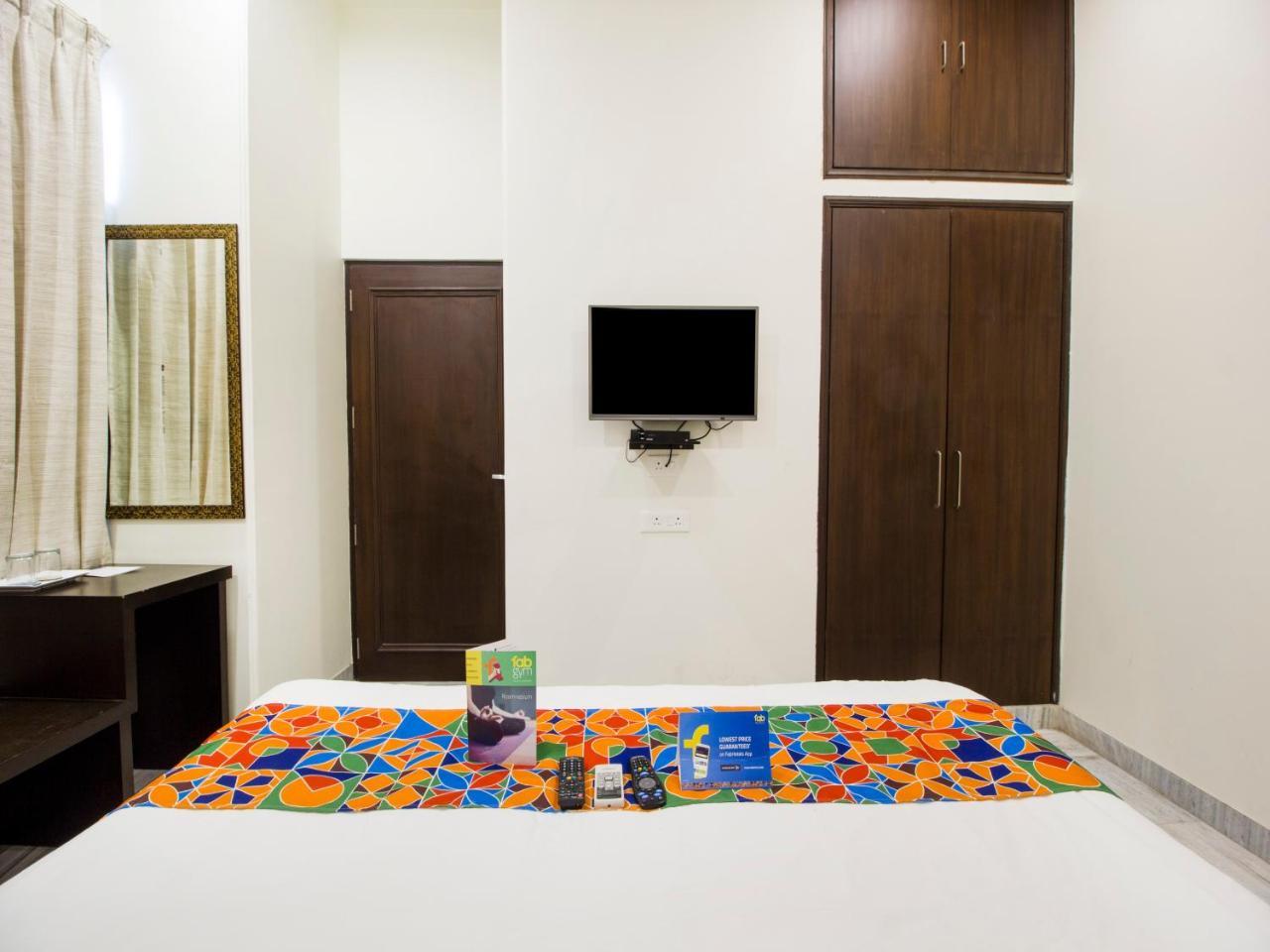 Fabhotel Jaipur Villa Exterior photo